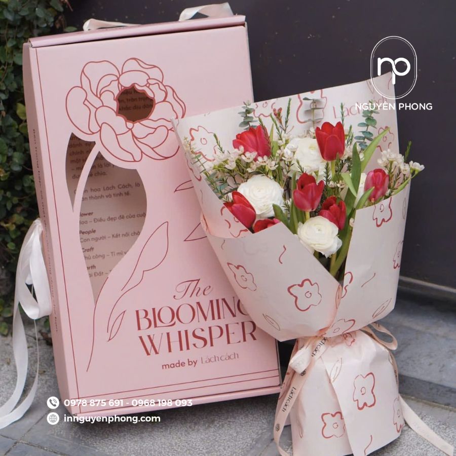 Mẫu túi giấy đựng hoa đơn giản